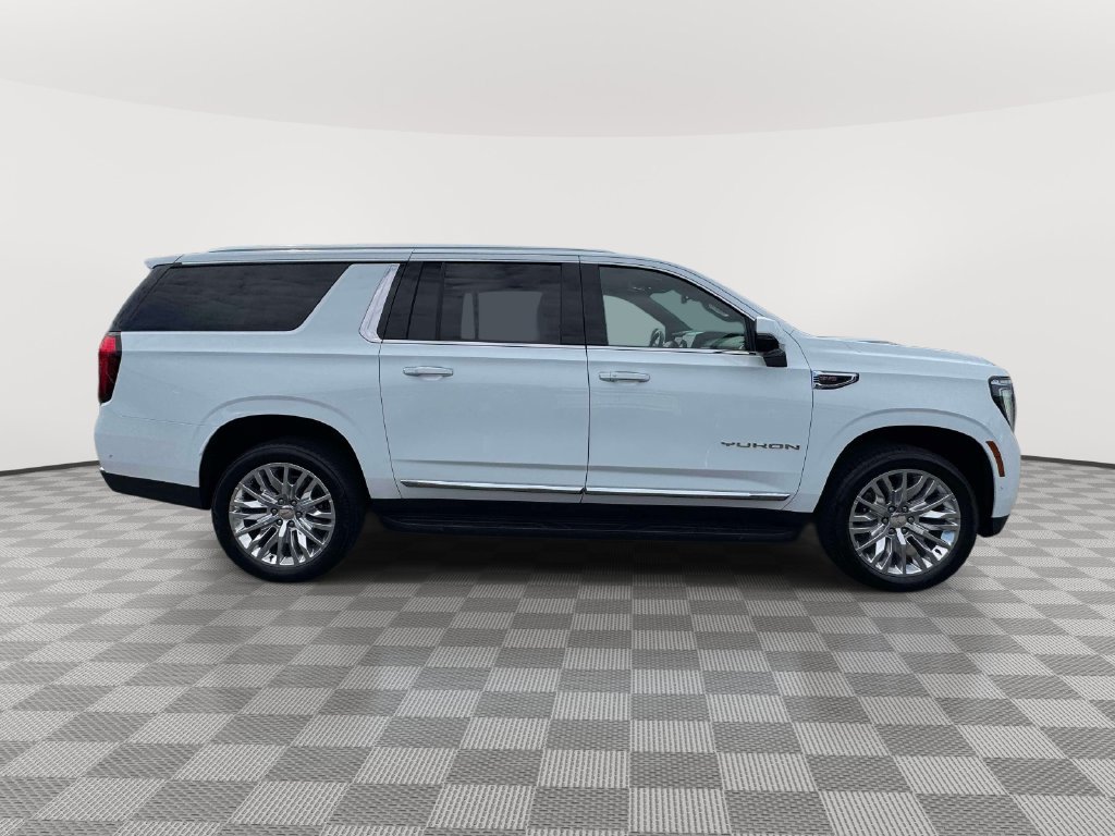 Used 2026 GMC Yukon XL Elevation AWD/4WD image 7