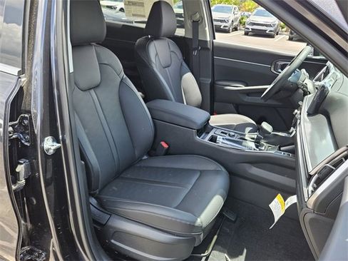 New 2025 Kia Sorento S w/ Panoramic Sunroof Package image 12