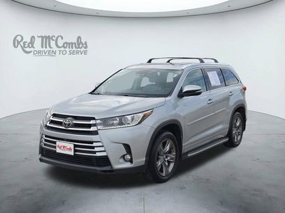 Used 2017 Toyota Highlander Limited Platinum