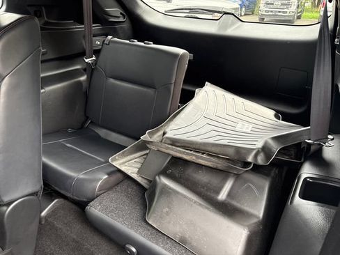 Used 2022 Mitsubishi Outlander SEL AWD/4WD image 23