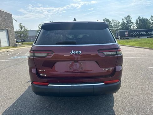 Used 2024 Jeep Grand Cherokee L Limited AWD/4WD image 6
