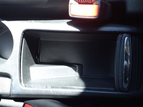 Certified 2021 Buick Encore Preferred image 31