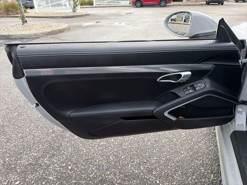 Used 2025 Porsche 718 Boxster GTS image 29