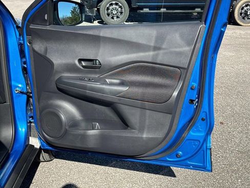 Certified 2025 Nissan Kicks Play S FWD image 16