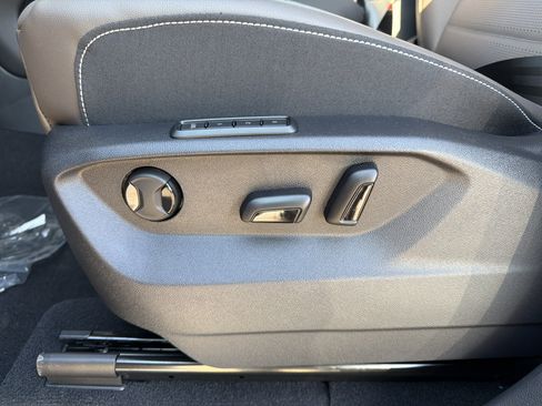 New 2026 Volkswagen Atlas SEL image 12