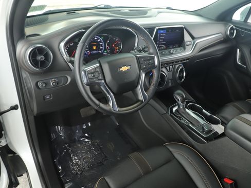 Used 2022 Chevrolet Blazer Premier image 13