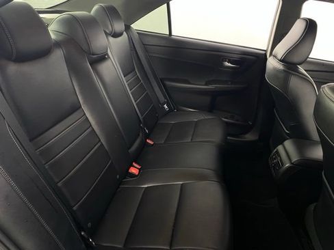 Used 2017 Toyota Camry XLE FWD image 17