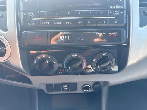 Used 2012 Toyota Tacoma 4x4 Double Cab w/ TRD Sport Pkg image 15