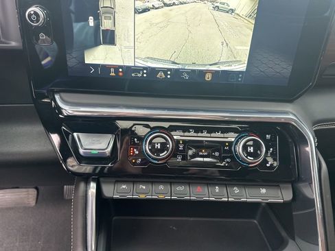 Used 2024 GMC Sierra 1500 Denali Ultimate image 21
