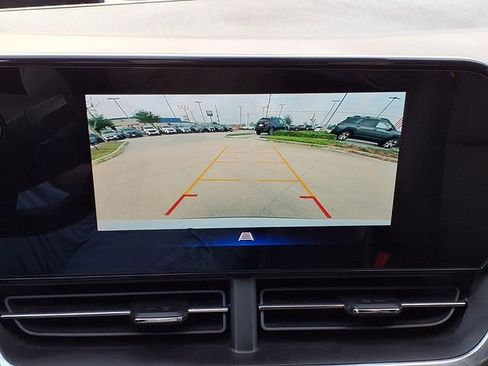 Used 2024 Chevrolet Trax ACTIV w/ Sunroof Package FWD image 19