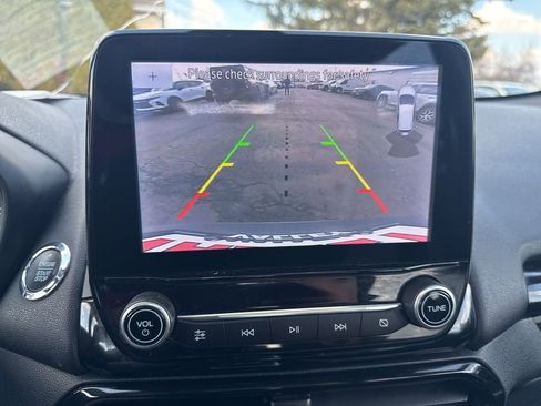 Used 2020 Ford EcoSport Titanium image 6