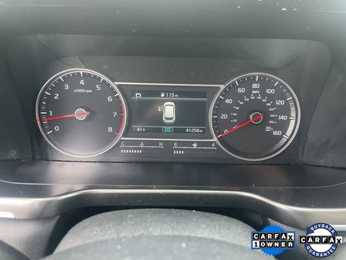 Used 2023 Kia Sorento LX image 16