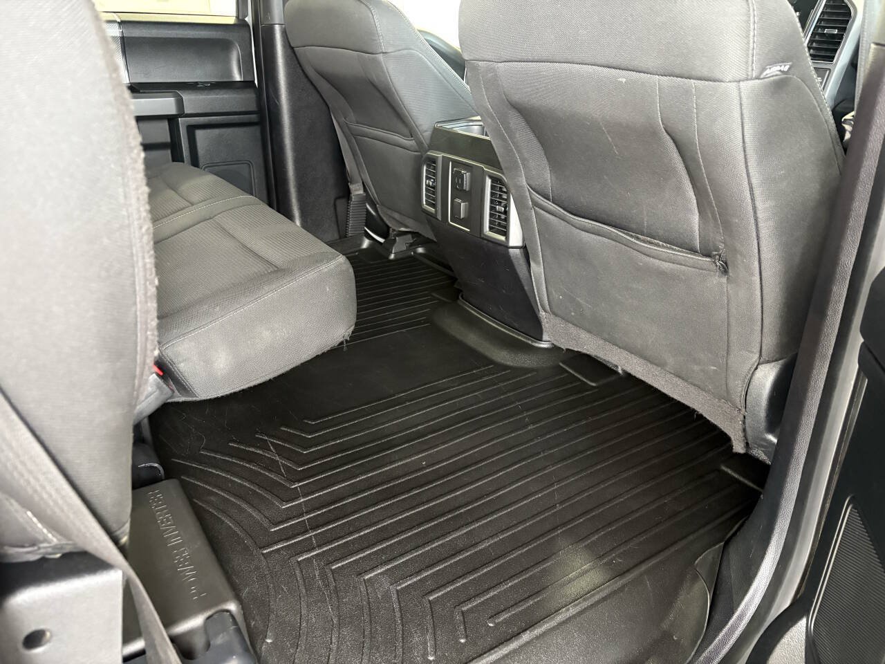 Used 2016 Ford F150 XLT w/ Equipment Group 302A Luxury AWD/4WD image 33