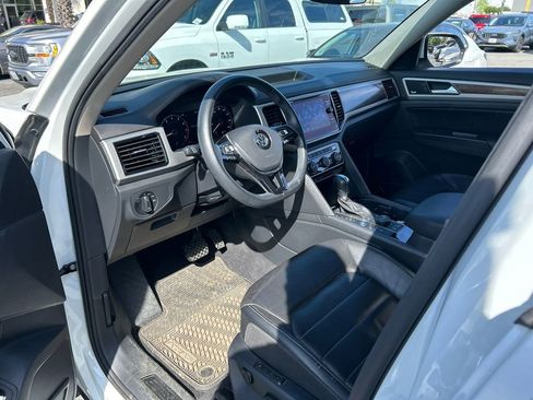 Used 2019 Volkswagen Atlas SEL Premium image 7