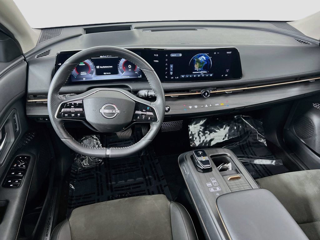 Used 2024 Nissan Ariya AWD image 22