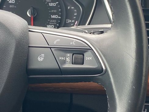 Used 2023 Audi Q5 2.0T Premium w/ Convenience Package AWD/4WD image 9