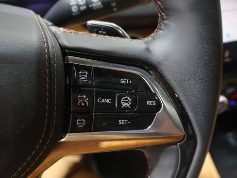Certified 2023 Jeep Grand Cherokee L Summit AWD/4WD image 39