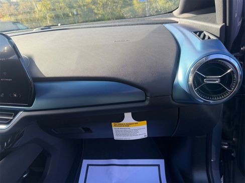 New 2026 Chevrolet Equinox EV LT image 27