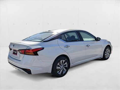 New 2025 Nissan Altima 2.5 S image 2