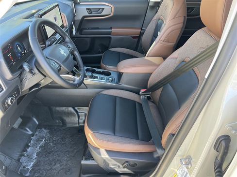 New 2025 Ford Bronco Sport Outer Banks w/ Sasquatch Outer Banks Package image 20