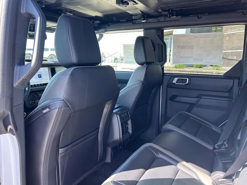 New 2026 Ford Bronco Outer Banks AWD/4WD image 13