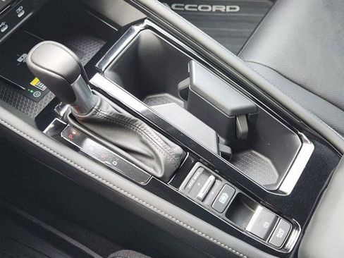 Used 2025 Honda Accord Touring image 22