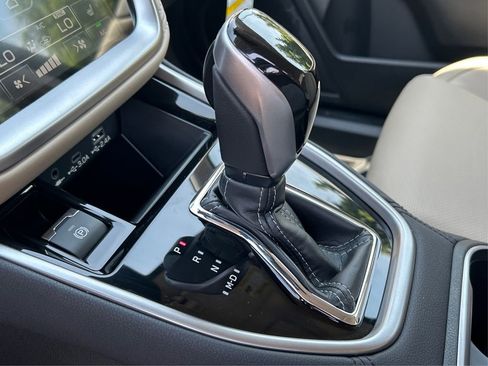 Certified 2025 Subaru Legacy Limited image 42