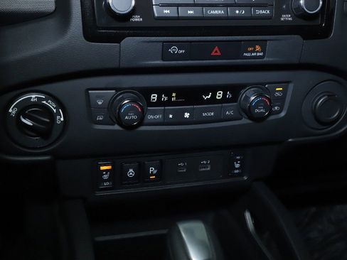 Certified 2024 Nissan Frontier SV w/ Hardbody Edition image 26