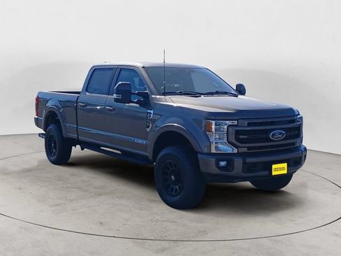 Certified 2022 Ford F250 Lariat w/ Tremor Off-Road Package AWD/4WD image 7