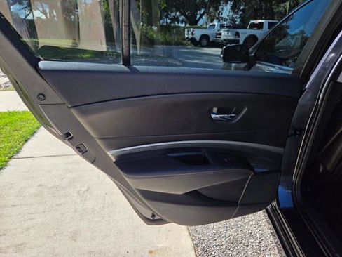 Used 2014 Acura RLX image 37