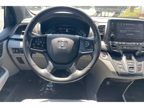 Used 2018 Honda Odyssey EX-L image 16