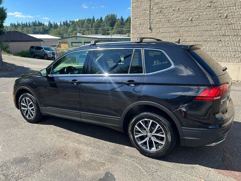 Used 2019 Volkswagen Tiguan SE AWD/4WD image 7