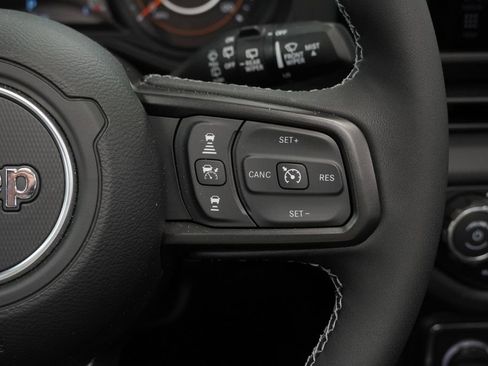 Used 2026 Jeep Wrangler Unlimited Rubicon image 40