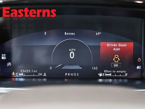 Used 2022 Lincoln Nautilus FWD w/ Premium Package image 18