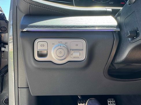 New 2025 Mercedes-Benz GLS 450 4MATIC image 25