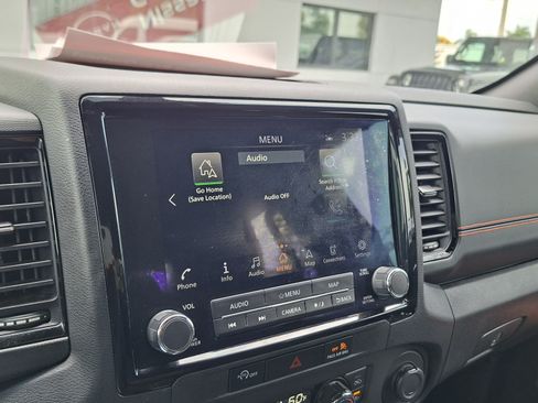 Used 2023 Nissan Frontier PRO-4X w/ Pro Convenience Package AWD/4WD image 14