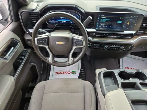 Used 2025 Chevrolet Silverado 1500 LT AWD/4WD image 14
