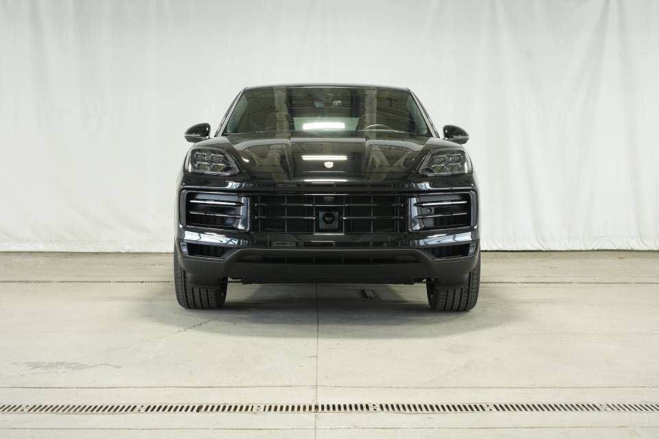 Certified 2026 Porsche Cayenne Coupe AWD/4WD image 10