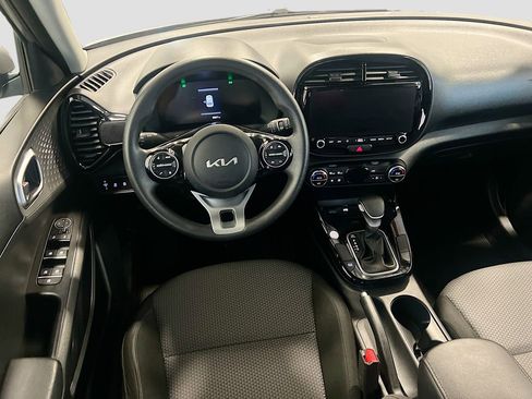 Used 2023 Kia Soul S image 18