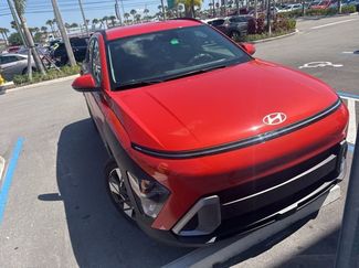 Used 2024 Hyundai Kona SEL FWD video 2