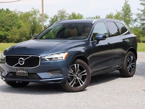 Used 2019 Volvo XC60 T6 Momentum w/ Premium Package AWD/4WD image 41