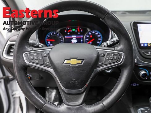 Used 2022 Chevrolet Equinox LT image 10