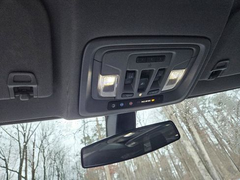 Used 2022 Chevrolet Silverado 1500 RST image 23