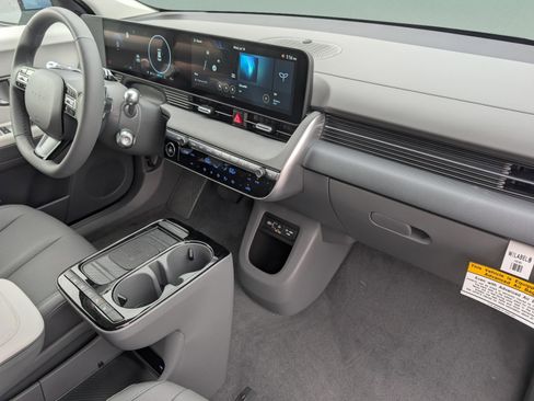 New 2025 Hyundai Ioniq 5 SEL image 22
