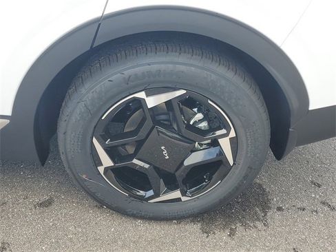 New 2026 Kia Sportage EX w/ EX Panorama Roof Package image 5