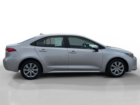 Used 2023 Toyota Corolla LE FWD image 6