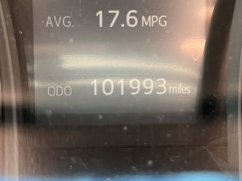 Used 2019 Toyota Camry SE FWD image 22
