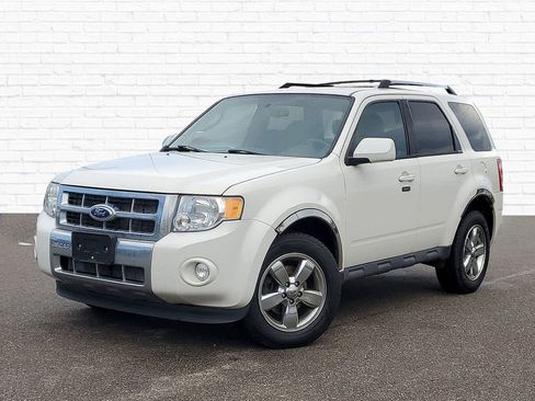 Used 2012 Ford Escape Limited w/ Class II Trailer Towing Pkg AWD/4WD image 1