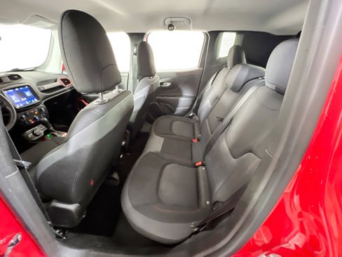 Used 2022 Jeep Renegade Trailhawk AWD/4WD image 24