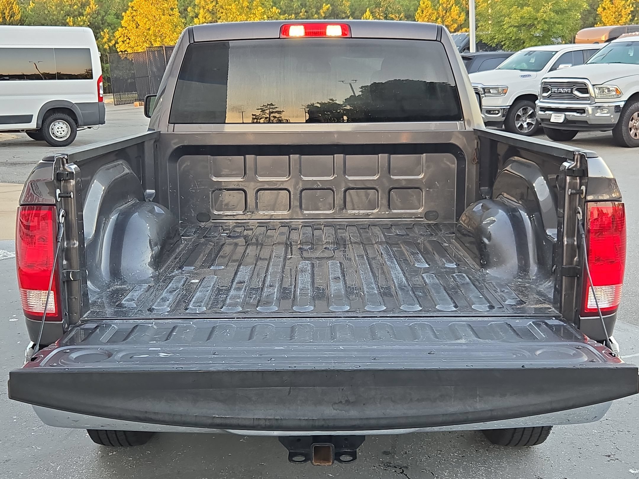 Used 2019 RAM 1500 Tradesman w/ Chrome Plus Package RWD image 18